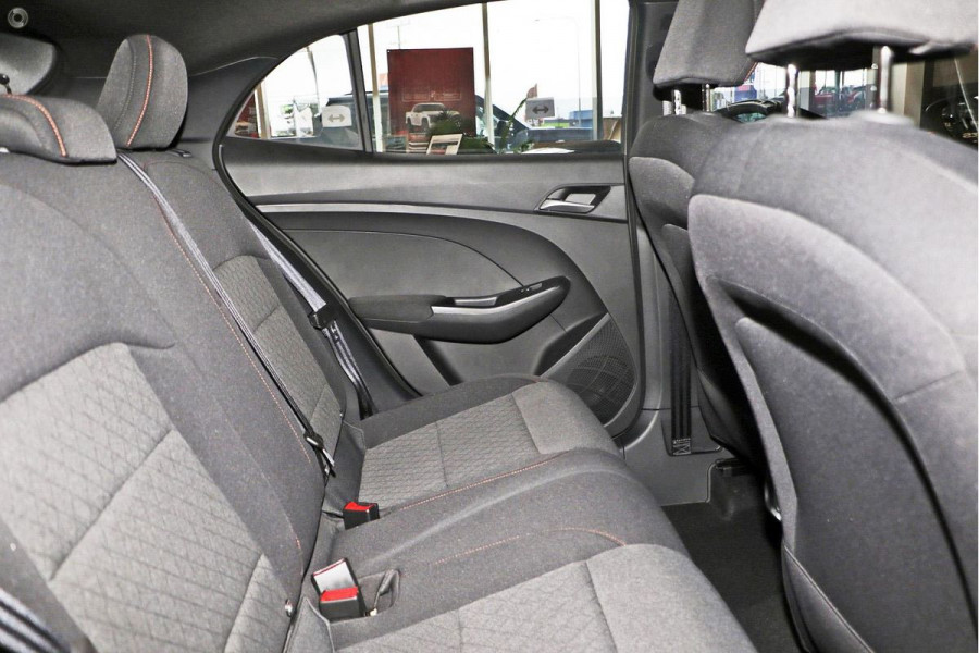 2026 MY25.5 MG MG3 ZP22 Vibe Hatch Image 8