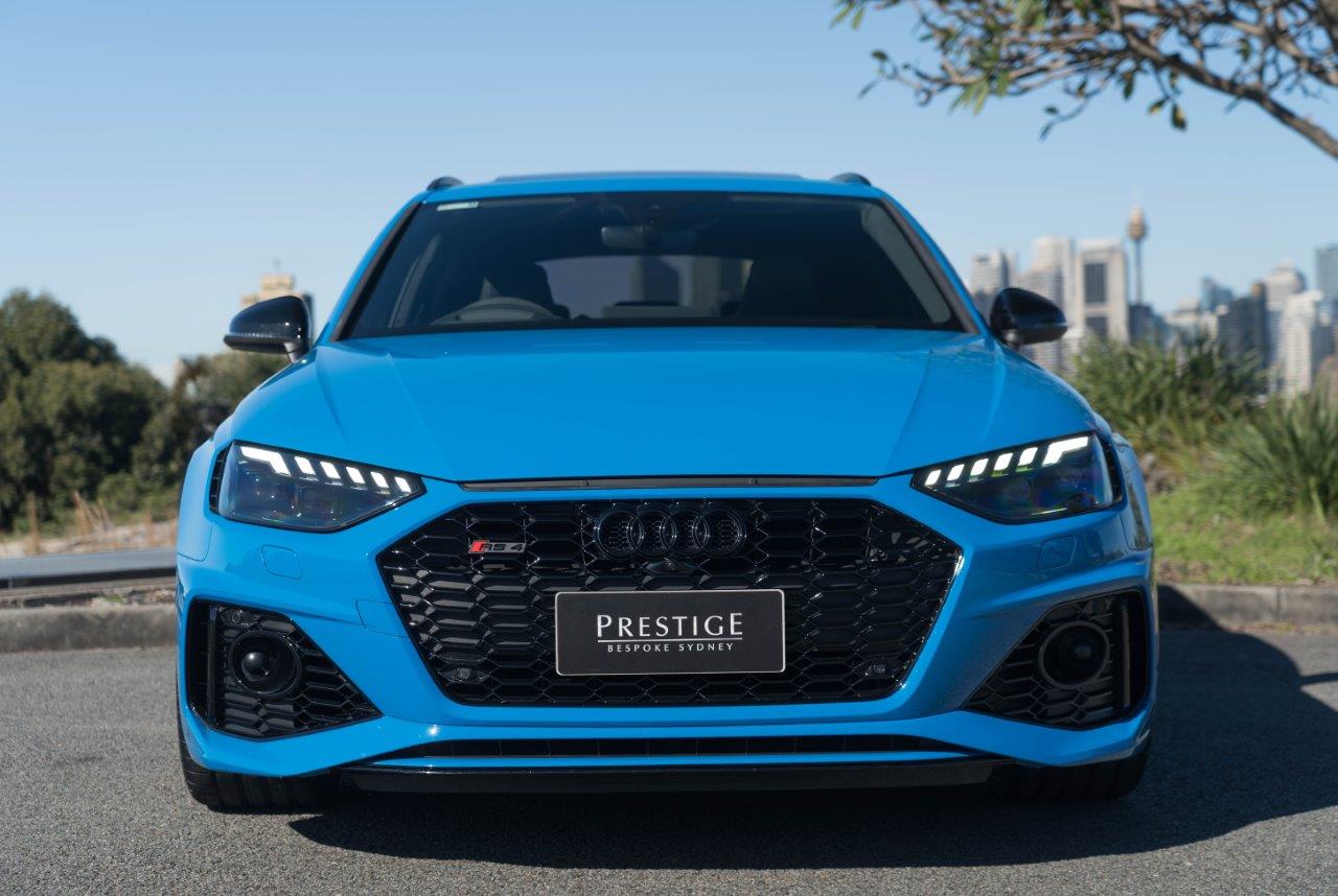 2021 Audi RS4  Quattro SUV Image 3