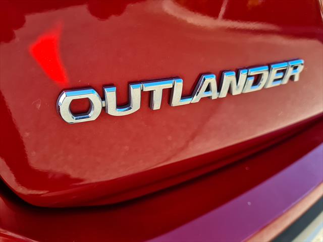 2016 Mitsubishi Outlander ZK  XLS SUV Image 9