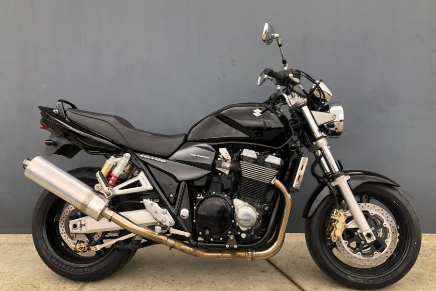 2007 Suzuki GSX 1400 Motorcycle Image 1