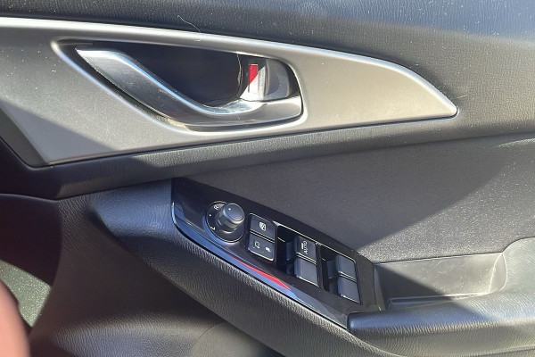 2019 Mazda 3 BN Series Maxx Sport Sedan Image 9