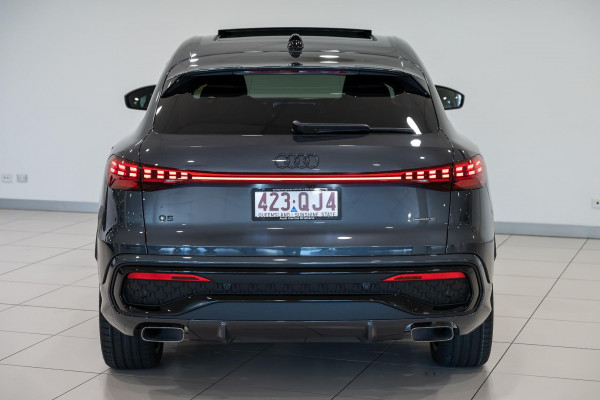 2026 Audi Q5 e-hybrid 270kW SUV image 5