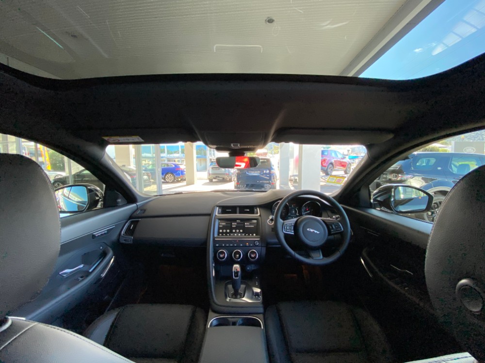 2019 Jaguar E-PACE X540 SE SUV Image 15