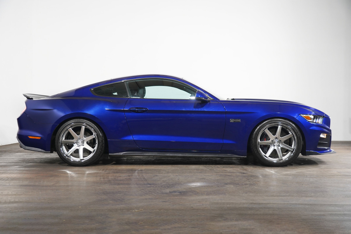 2016 Ford Mustang Fastback Gt 5.0 V8 Coupe Image 4