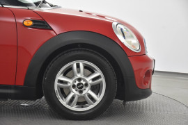 2012 Mini Hatch R56 LCI Cooper Hatchback Image 5
