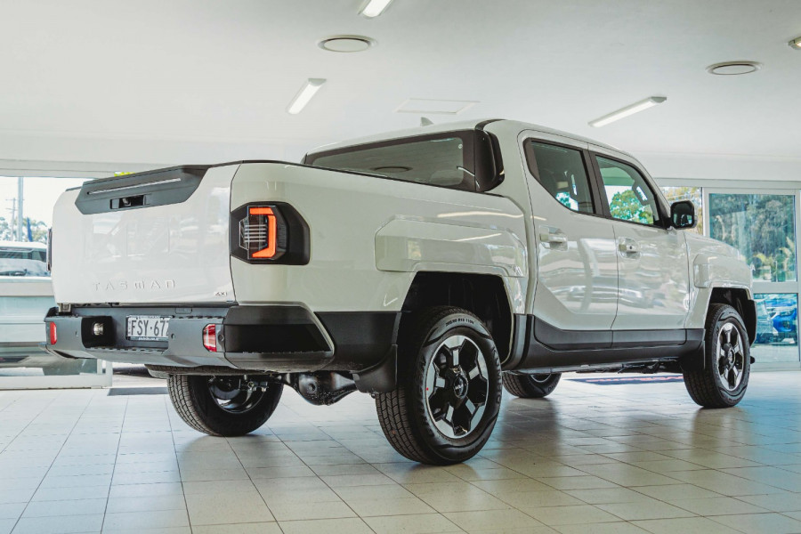 2025 MY26 Kia Tasman TK SX Plus Ute Image 21