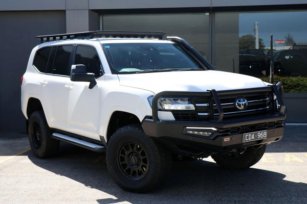 Toyota LandCruiser GX FJA300R