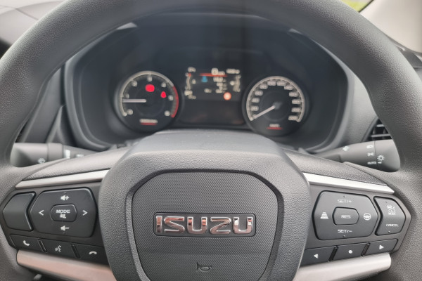 2026 Isuzu D-MAX RG SX Ute Image 12