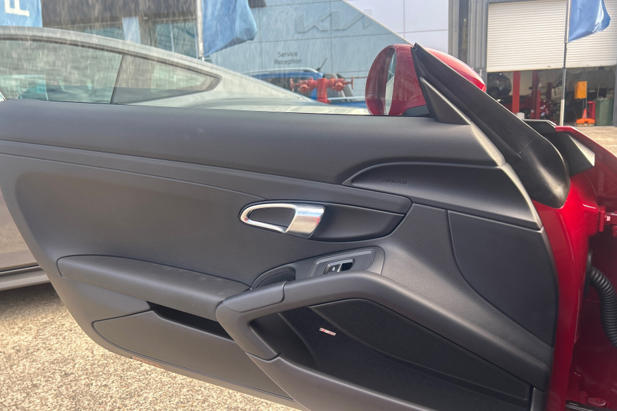  MY20 Porsche 718 982 Cayman Coupe Image 27