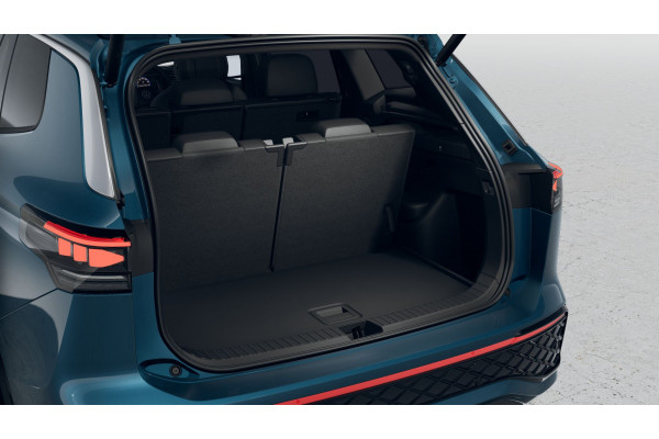 2025 MY26 Volkswagen Tayron R4 195TSI R-Line SUV Image 6