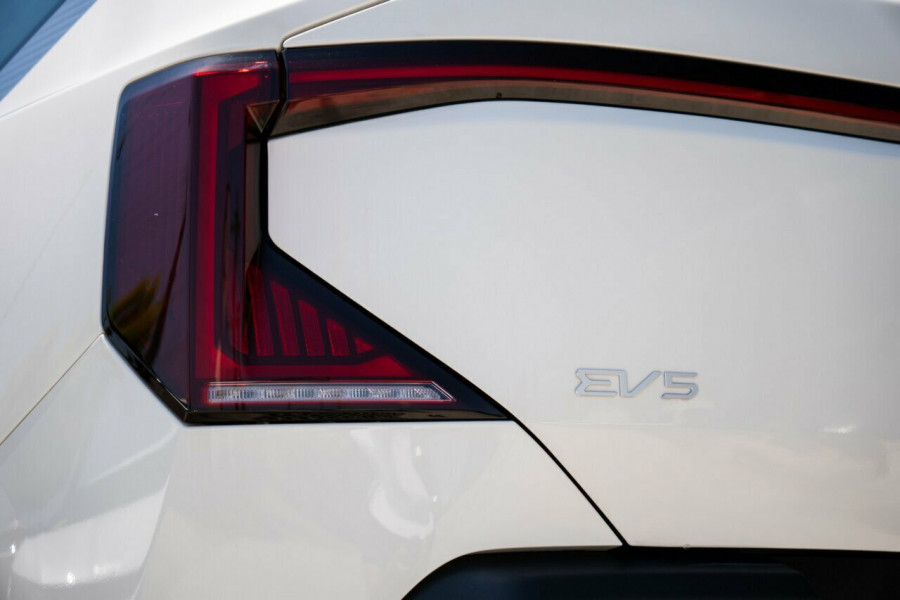 2024 MY25 Kia EV5 OVc Earth SUV Image 7