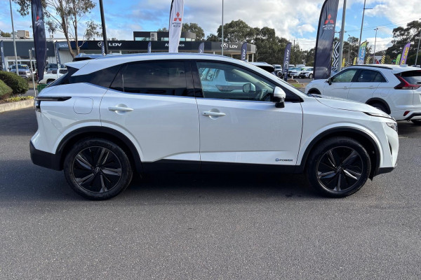 2025 Nissan QASHQAI J12 Ti e-POWER SUV Image 8