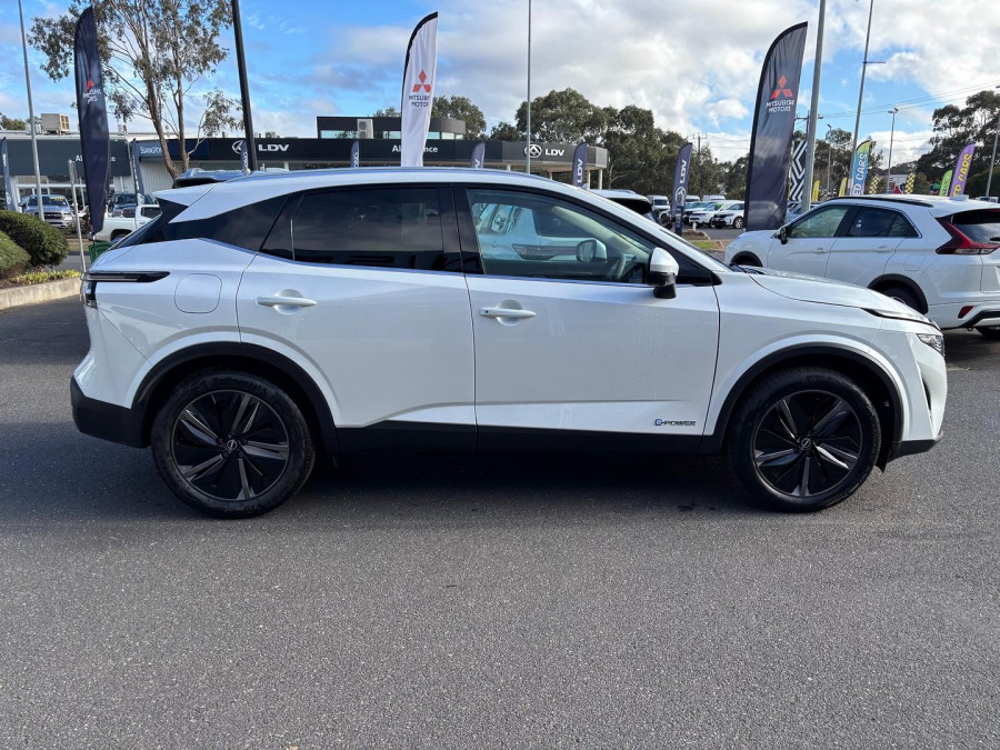 2025 Nissan QASHQAI J12 Ti e-POWER SUV Image 8
