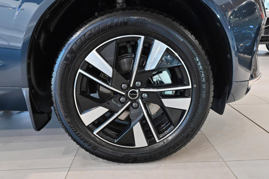 2026 Volvo XC60 UZ Plus B5 Bright SUV Image 21