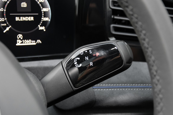 2026 Volkswagen Tiguan 195TSI R-Line SUV image 14