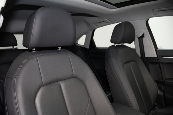 2021 Audi Q3 F3 35 TFSI S line SUV Image 4
