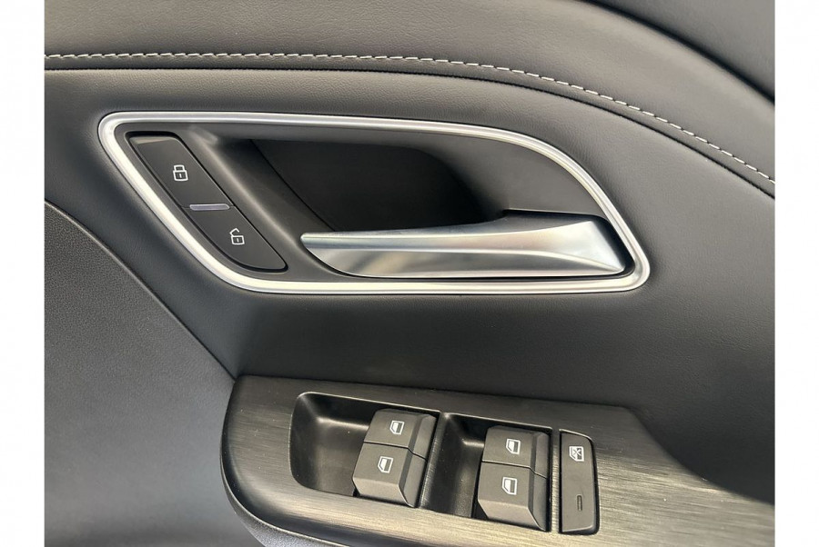 2025 MG ZS ZS32 Essence Hybrid+ SUV Image 10