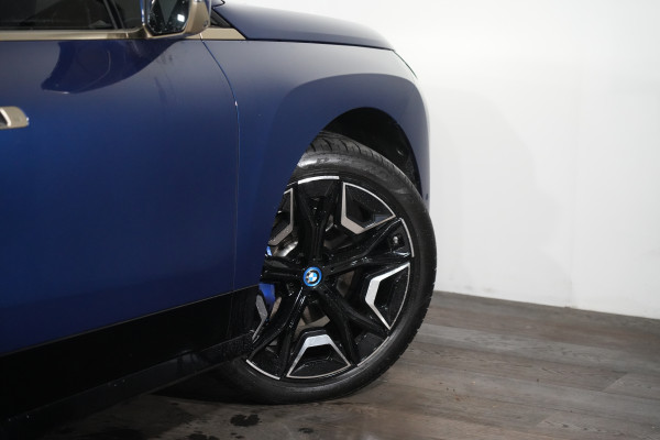 2023 BMW iX xDrive50 Sport SUV image 11