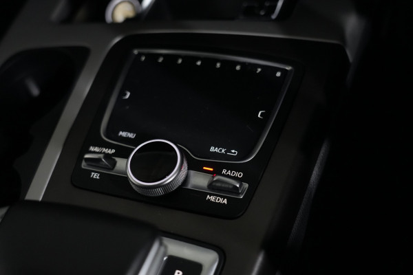 2016 Audi Q7 4M TDI SUV Image 18