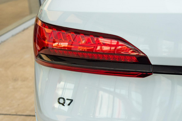 2025 Audi Q7 4M TFSI 185kW SUV image 23