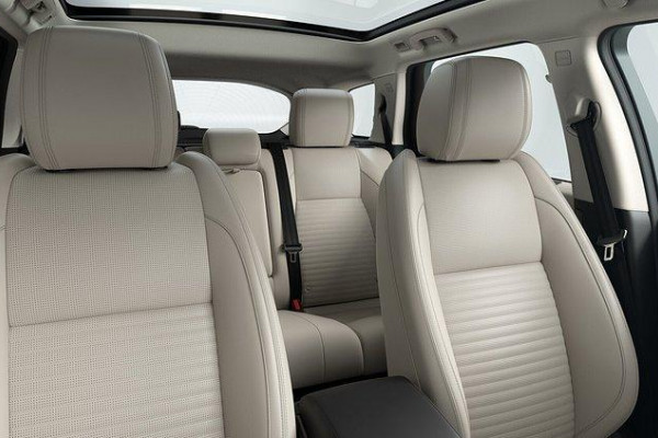 2025 MY25.5 Land Rover Discovery Sport L550 P200 S SUV