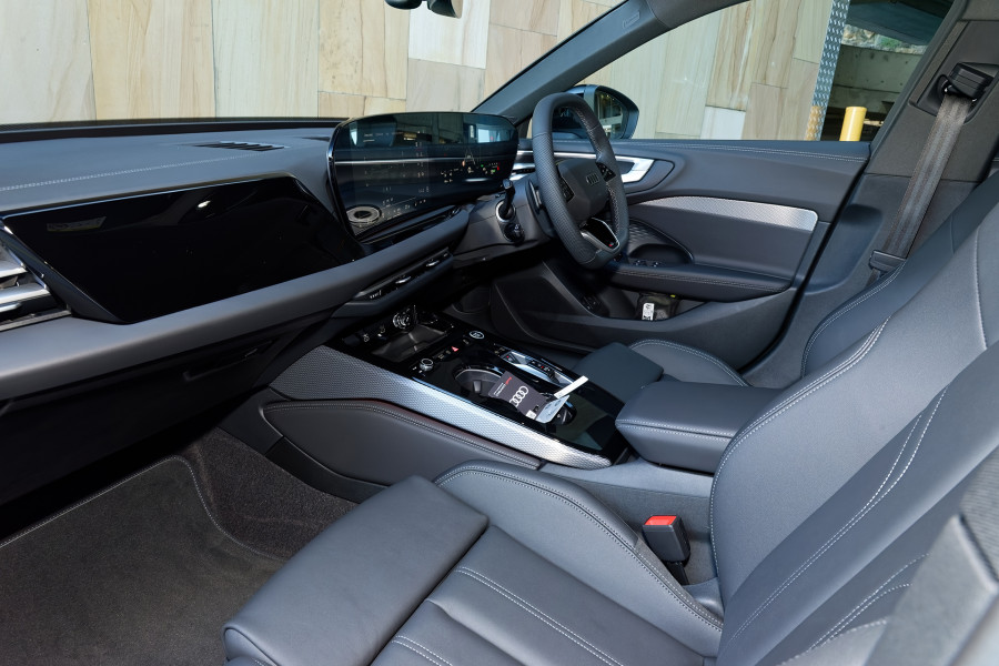2025 Audi A5 B10 e-hybrid S-Line Wagon