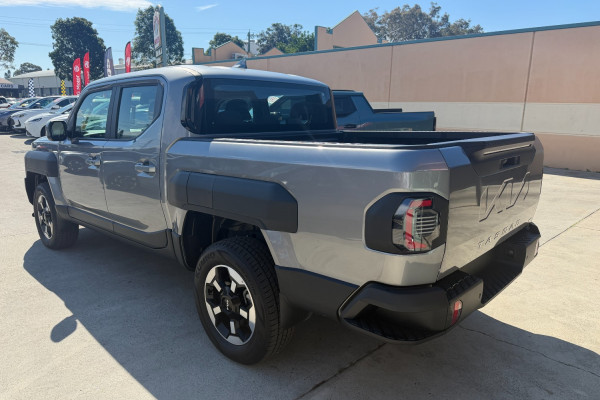 2025 MY26 Kia Tasman TK SX+ Ute Image 6