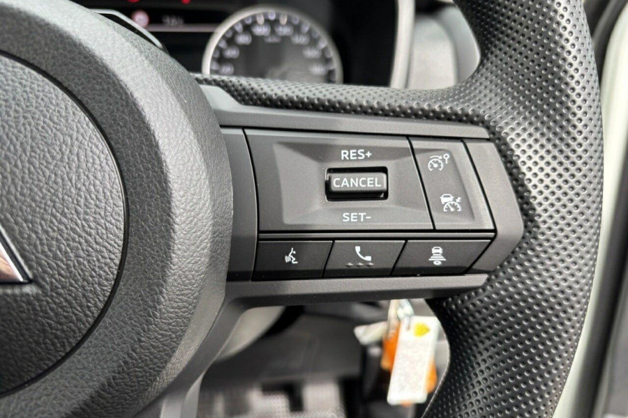 2025 Mitsubishi Triton MV  GLX Cab Chassis Image 20