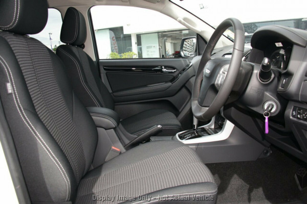 2019 Isuzu UTE MU-X LS-U 4x2 Wagon Mobile Image 8