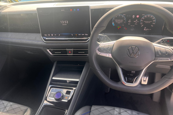 2026 Volkswagen Tiguan CT 150TSI R-Line SUV Image 8