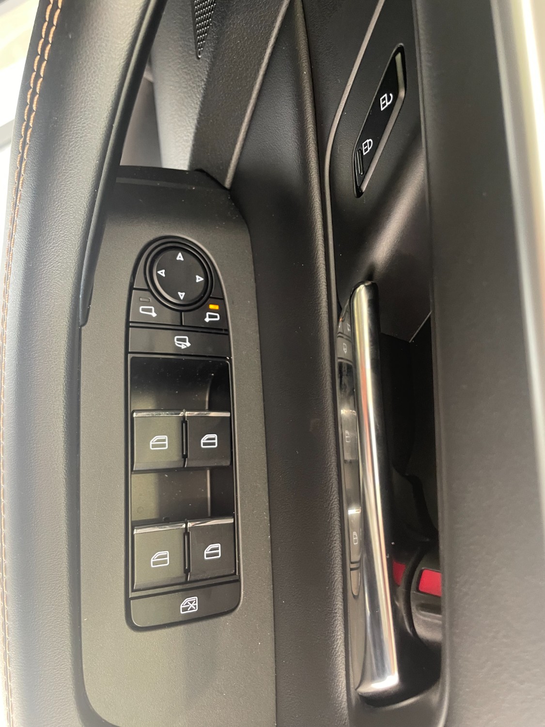 2024 Mazda CX-60 KH Series G40e GT Vision Technology SUV Image 17