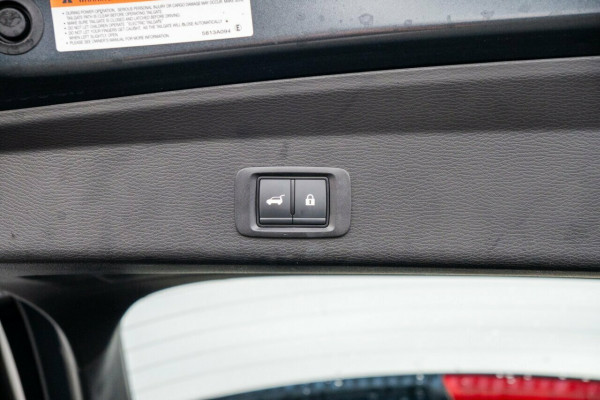 2025 Mitsubishi Outlander ZM Exceed SUV Image 9