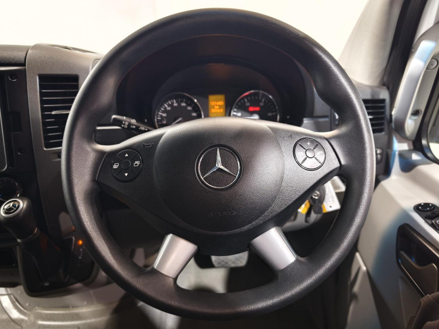 2016 Mercedes-Benz Sprinter NCV3 319CDI Bus Image 9