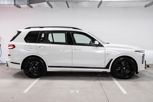 2026 BMW X7 G07 LCI xDrive40d M Sport SUV image 5