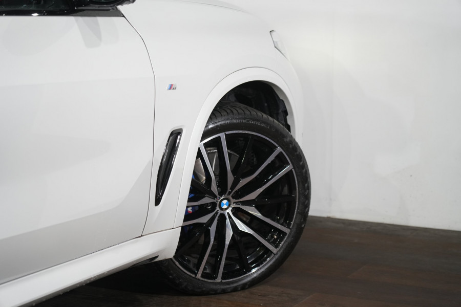2022 BMW X5 xDrive30d SUV Image 11