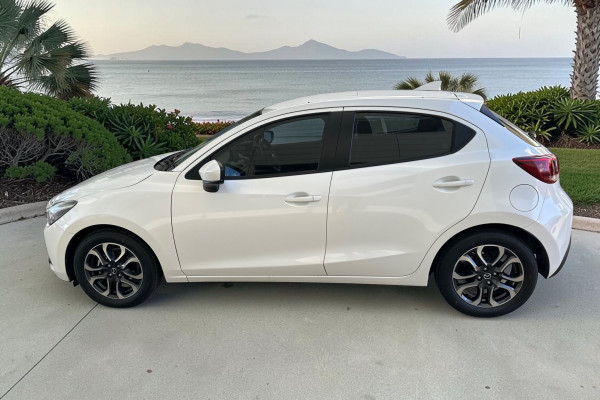 2019 Mazda 2 DJ2HA6 Genki Hatch Image 6