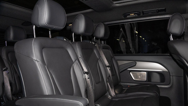 2025 Mercedes-Benz V-Class 447 V300 AMG People Mover image 9