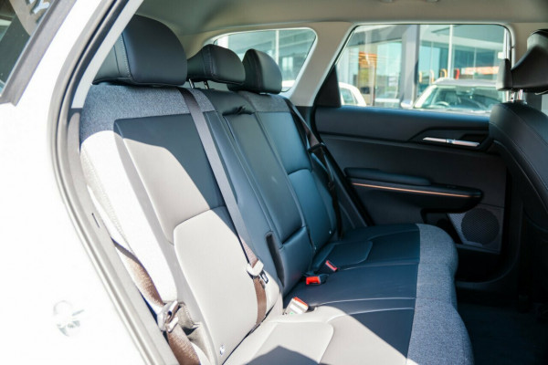 2026 Kia EV5 OVc Air Long Range SUV Image 9