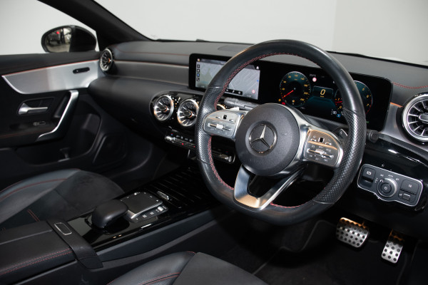 2022 Mercedes-Benz CLA-Class 250 4matic Coupe Image 15