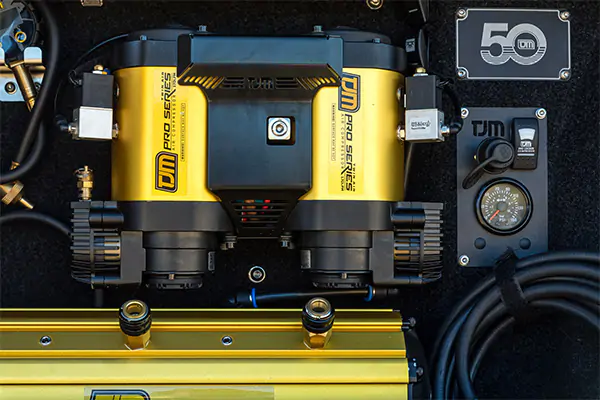 VEHICLE MOUNTED AIR COMPRESSORS