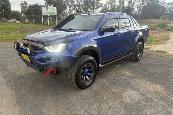 2020 MY21 Isuzu D-MAX RG X-TERRAIN Ute Image 2