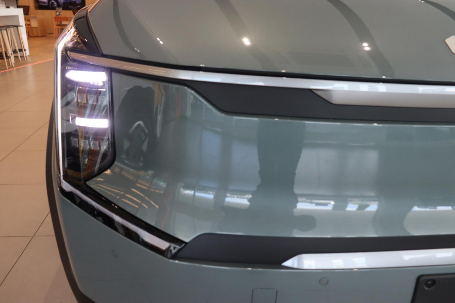 2026 Kia EV9 MV Air SUV Image 6
