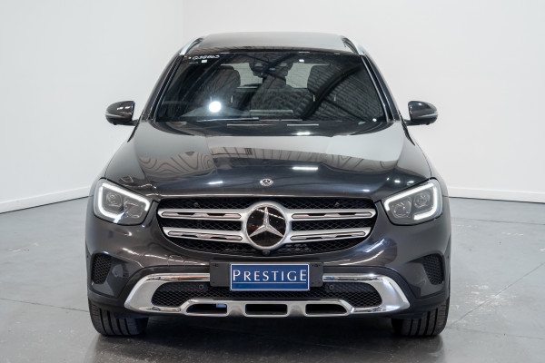 2020 Mercedes-Benz GLC-Class 300e 4matic (Hybrid) SUV Image 8