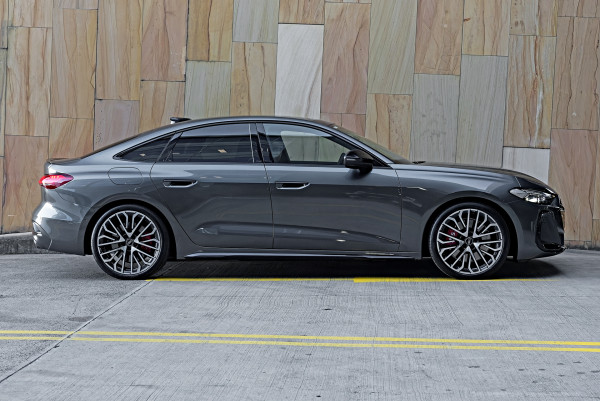 2025 Audi S5 B10 270Kw v6 Sedan image 3