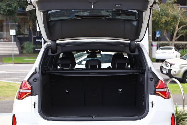 2026 BMW X3 G45 20 xDrive SUV image 8
