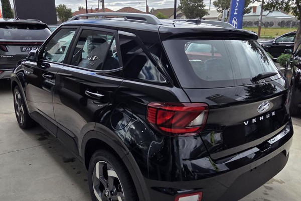 2026 Hyundai Venue QX.V5 Active SUV Image 4