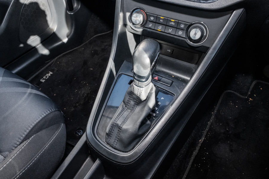 2022 MG MG3 SZP1 Core Hatch