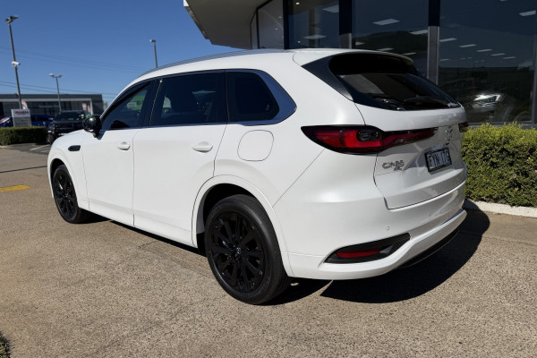 2025 Mazda CX-80 KL P50e GT SUV Image 3