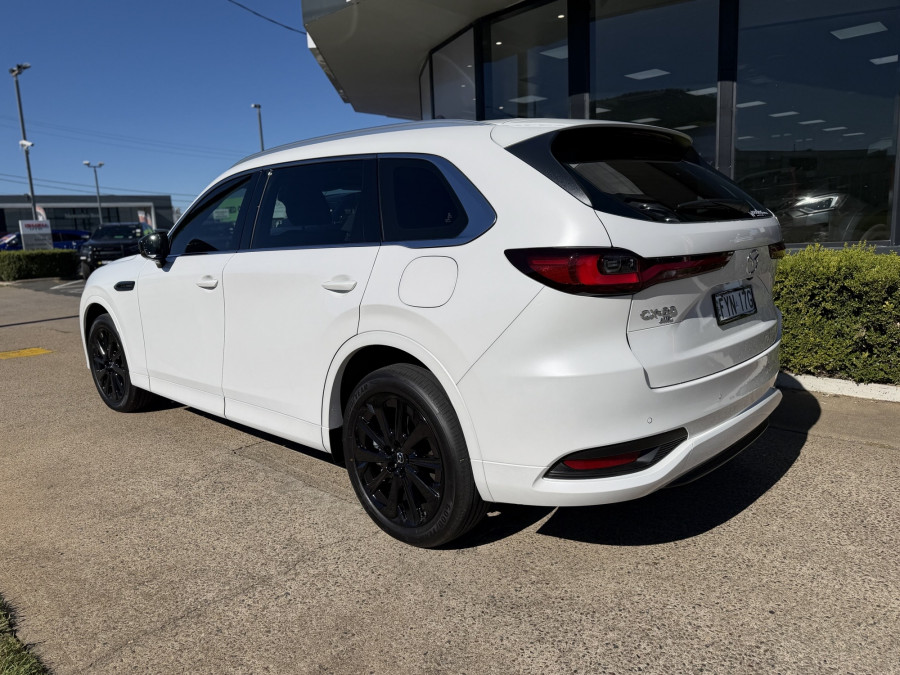 2025 Mazda CX-80 KL P50e GT SUV Image 3