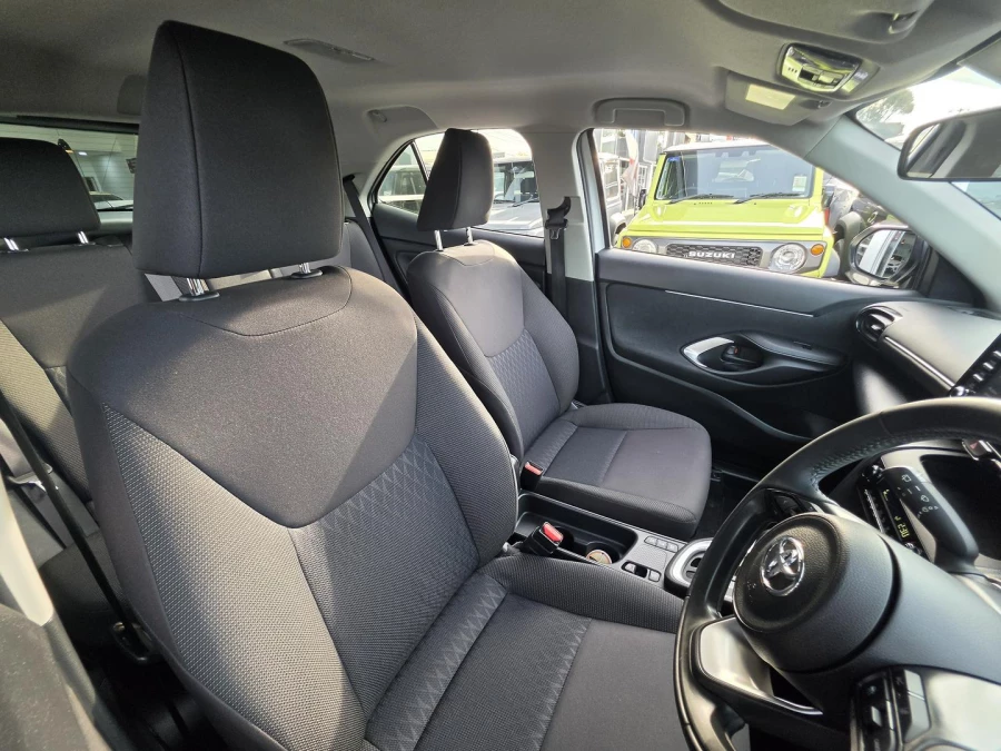 2023 Toyota Yaris Cross MXPB10R GX SUV Image 14